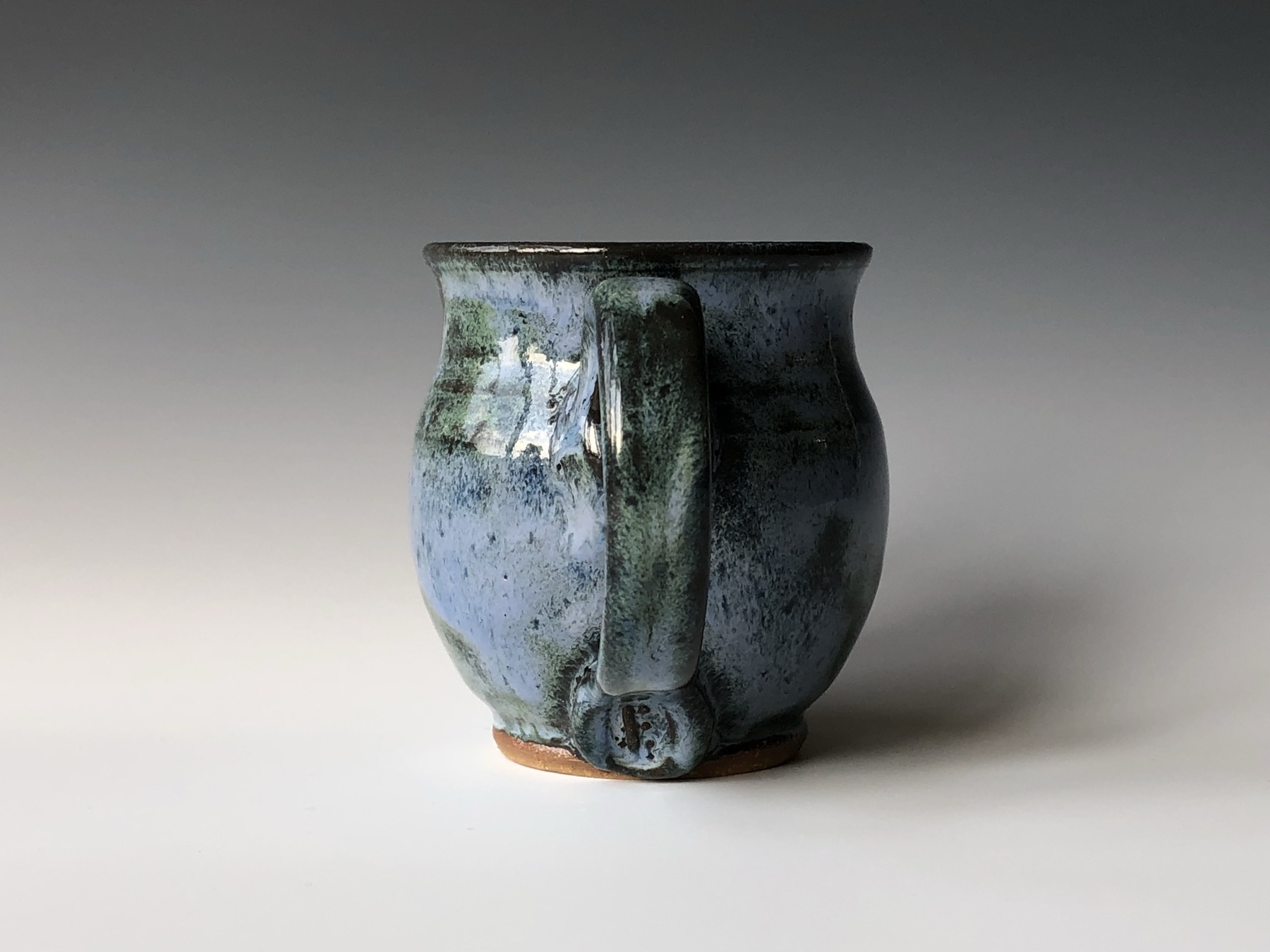 Green mugs (photo 5 of 5)